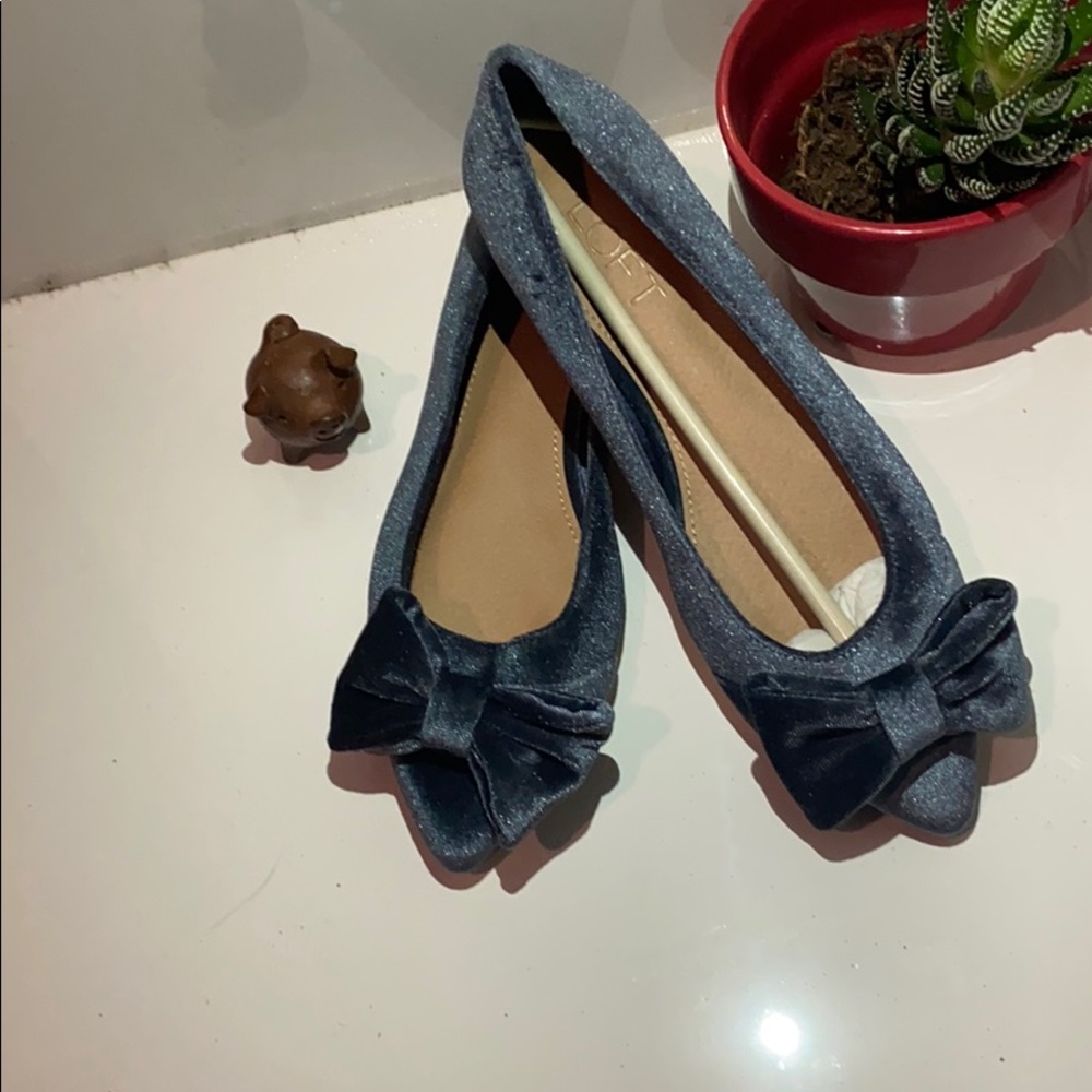 LOFT/Ann Taylor flats